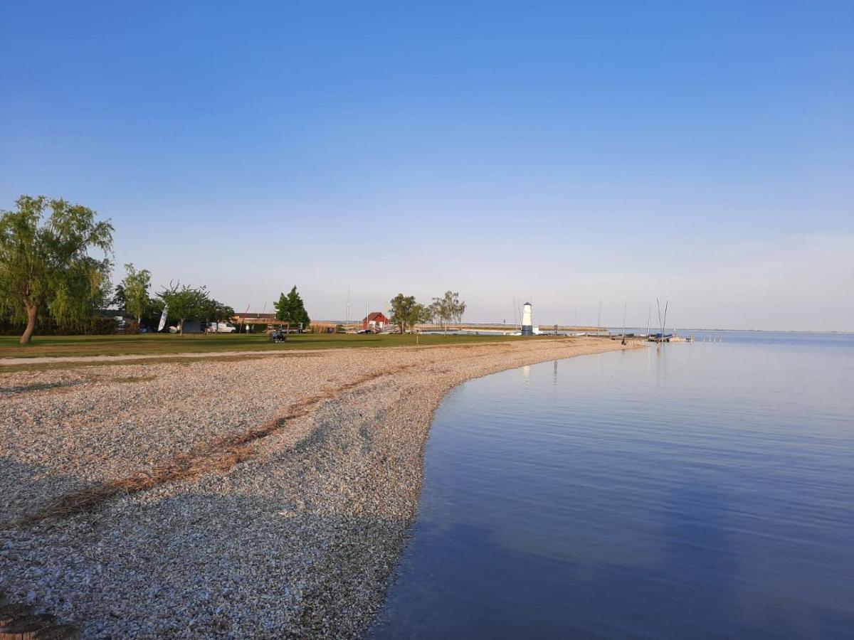Ferienhaus Beim Turm Breitenbrunn am Neusiedler See Exterior foto