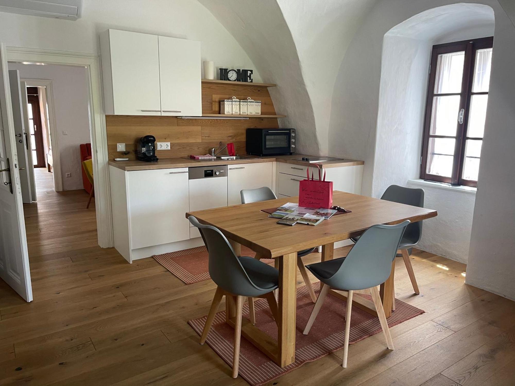 Ferienhaus Beim Turm Breitenbrunn am Neusiedler See Exterior foto
